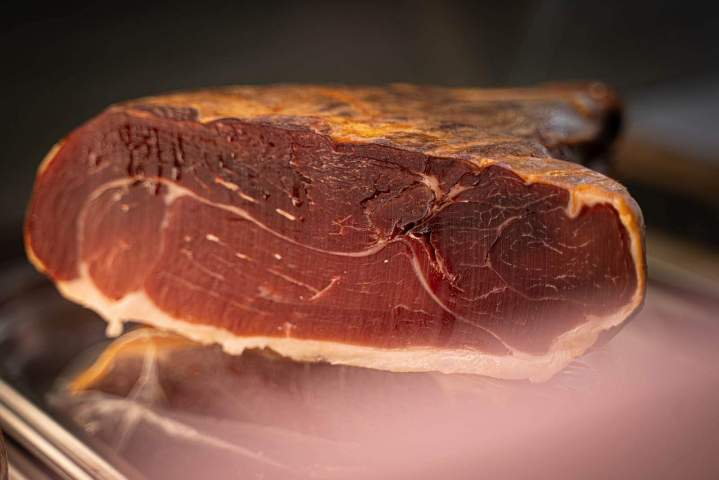 Vente de jambon Suresnes et ses alentours