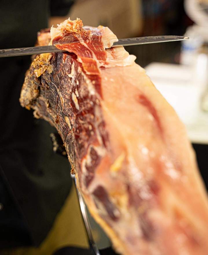 Découpe de jambon Suresnes et ses alentours