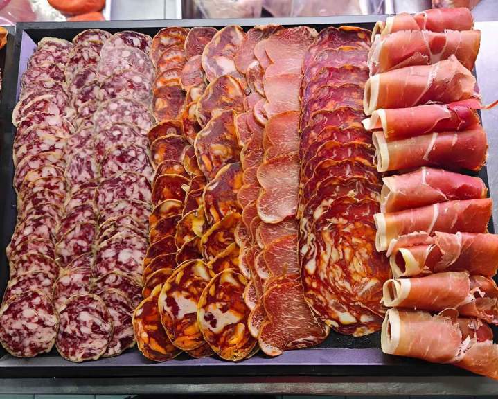 Plateau de charcuteries espagnoles Suresnes et ses alentours